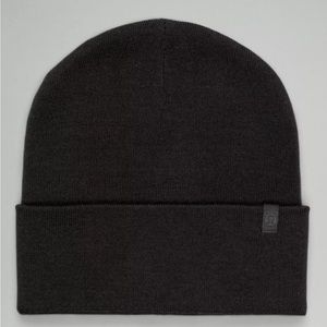 NWOT Lululemon unisex chill fighter beanie
